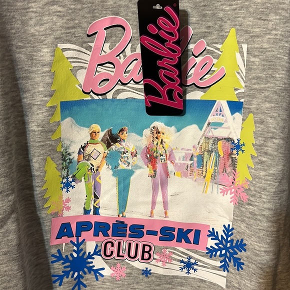 Barbie ski club design women’s large  Crewneck sweatshirt - Picture 4 of 7